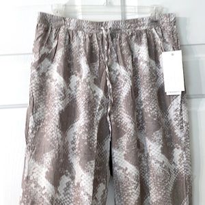 NWT ADYP slacks SZ MED Snake skin/ tan/white